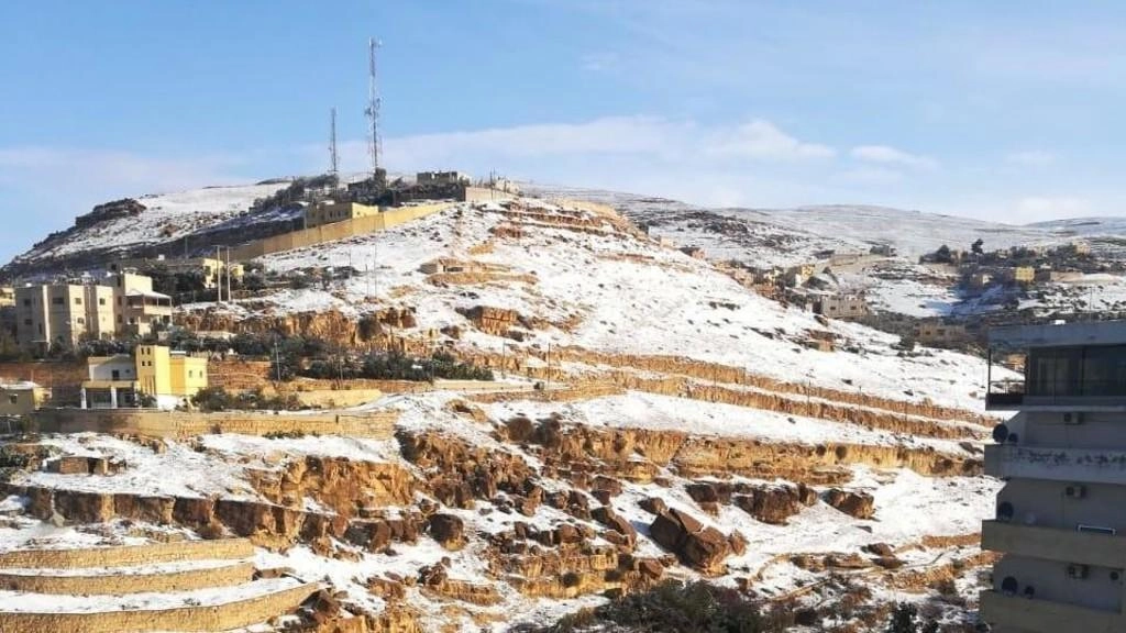 تساقط ثلوج فوق المرتفعات الجنوبية