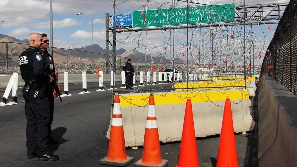 تهديد جديد بإغلاق الحدود مع المكسيك