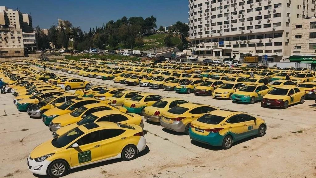 مطالب بإعادة دراسة رفع تسعيرة "التاكسي الأصفر"