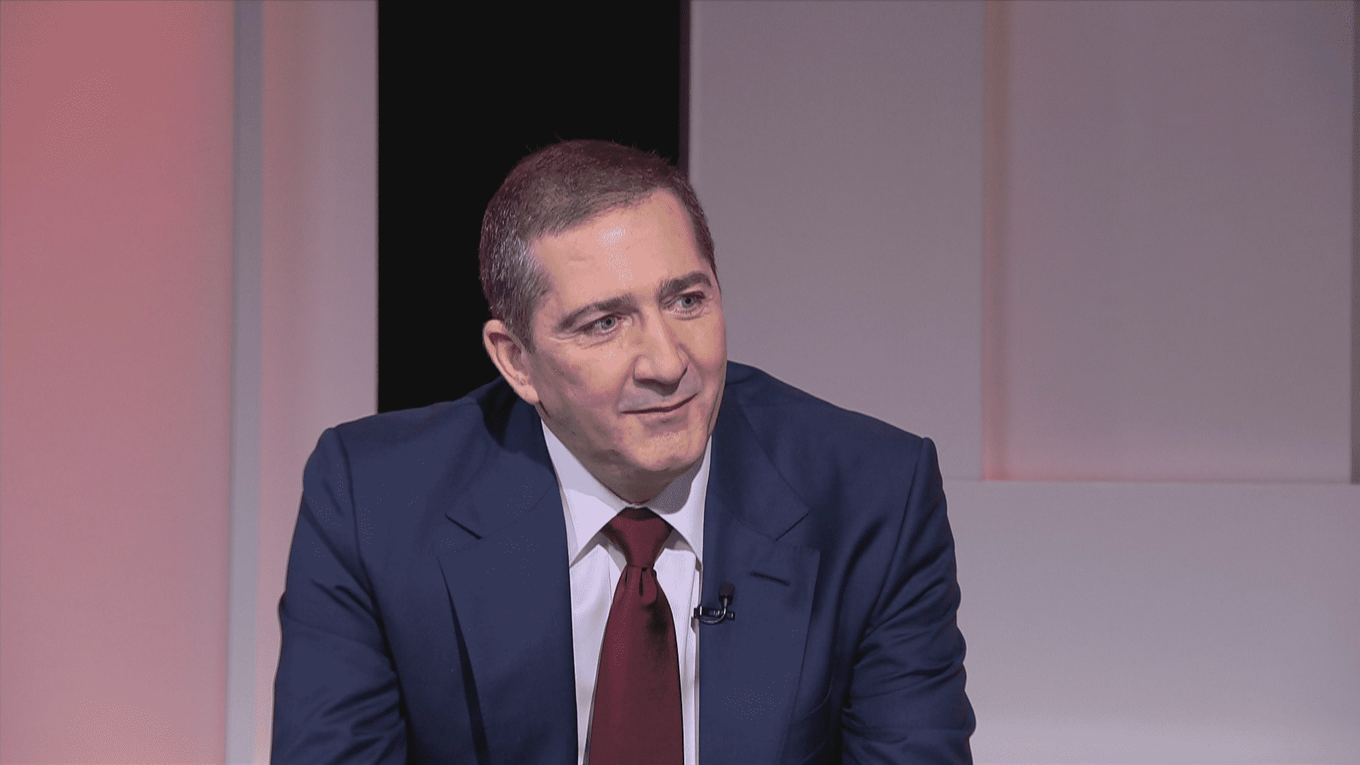 "كل رئيس وزراء يمتلك ولاية عامة"