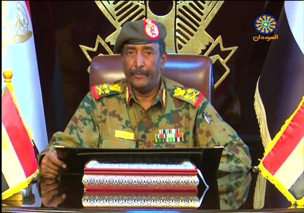 البرهان ملحق عسكري سابق في بكين 