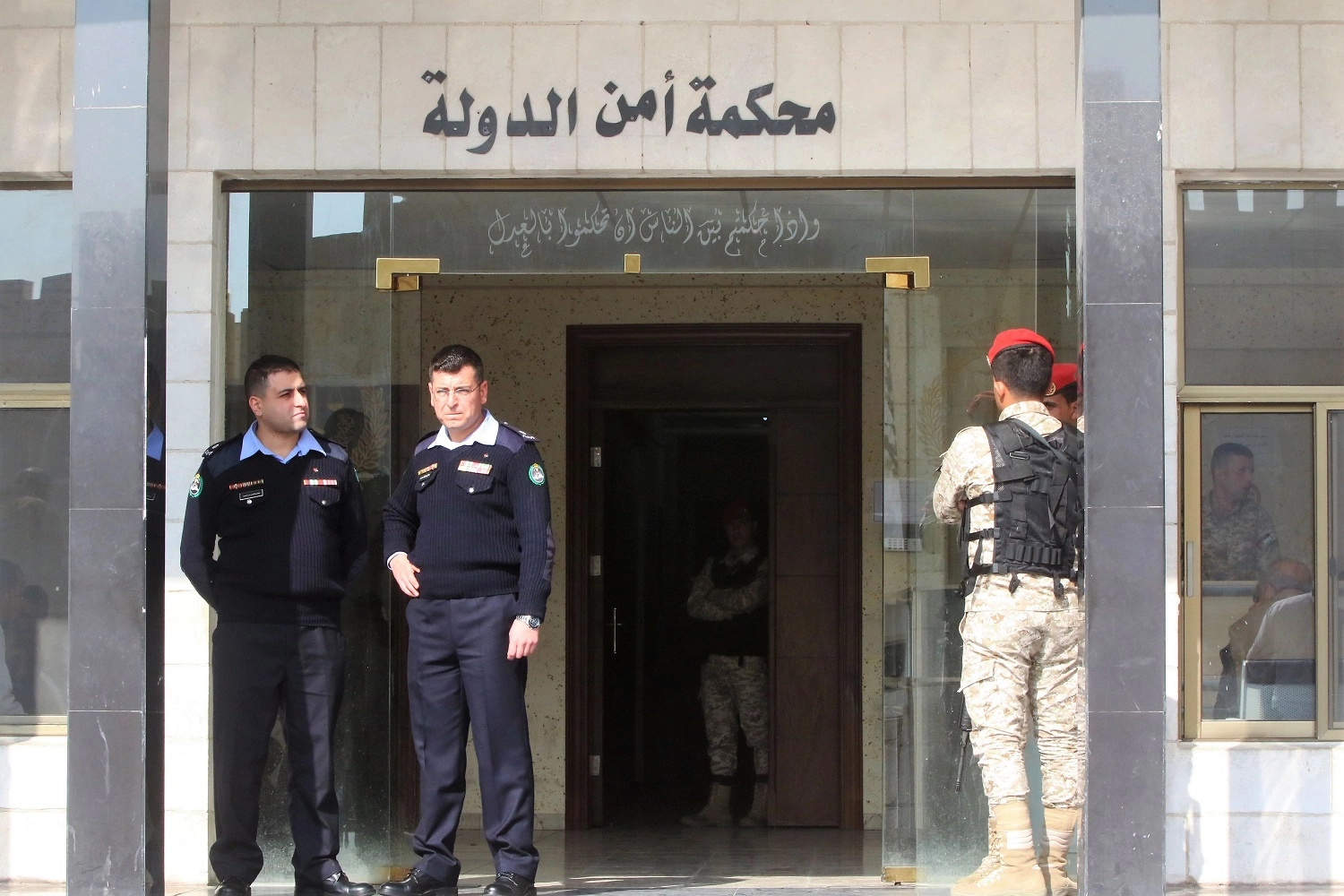 10-3 سنوات أشغال مؤقتة ضد 3 إرهابيين 