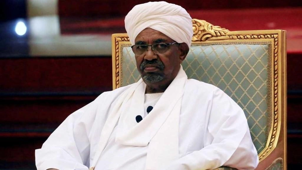 نقل البشير إلى سجن كوبر في الخرطوم