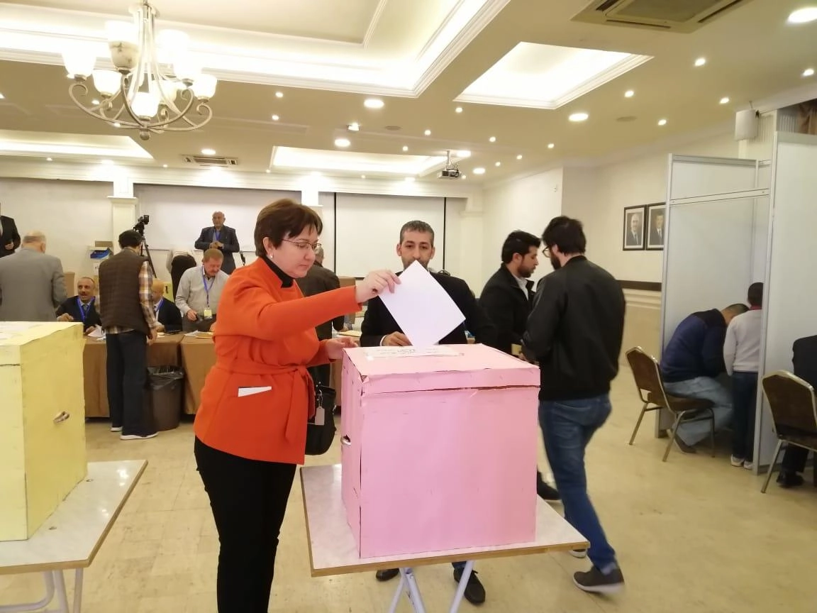 العبوس نقيباً للأطباء الأردنيين