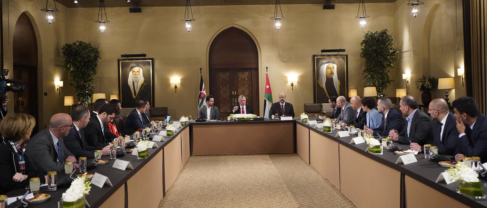 الملك يؤكد ضرورة دعم قطاع ريادة الأعمال في الأردن