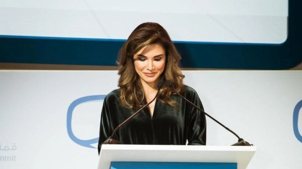 الملكة تزور مشروع بيت الجميد الكركي