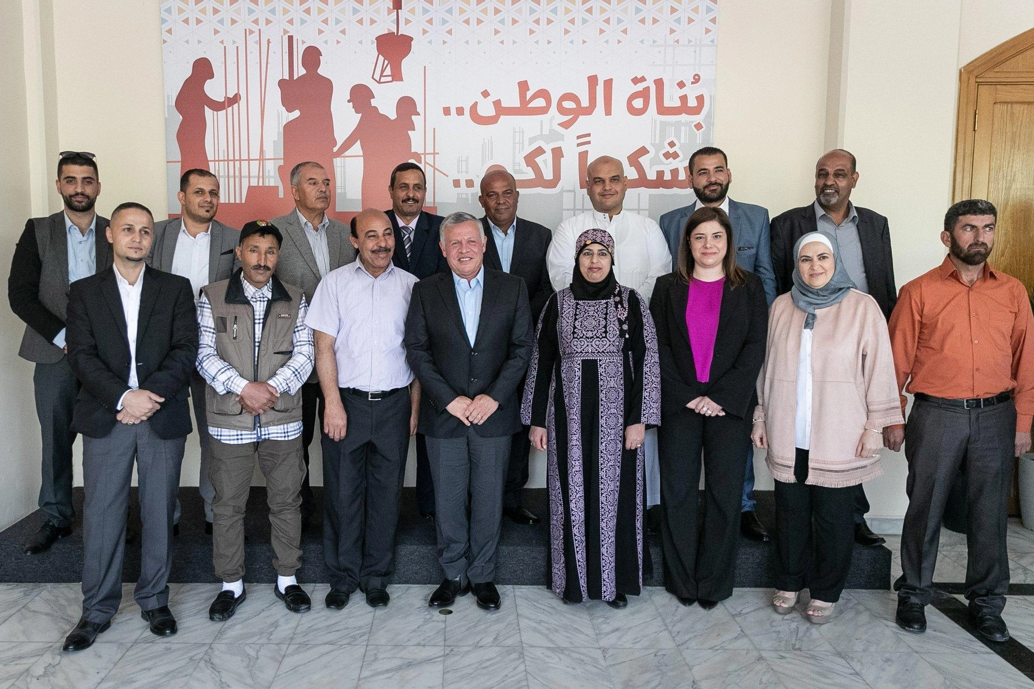 الملك: العمّال عنوان العطاء وبناة الوطن