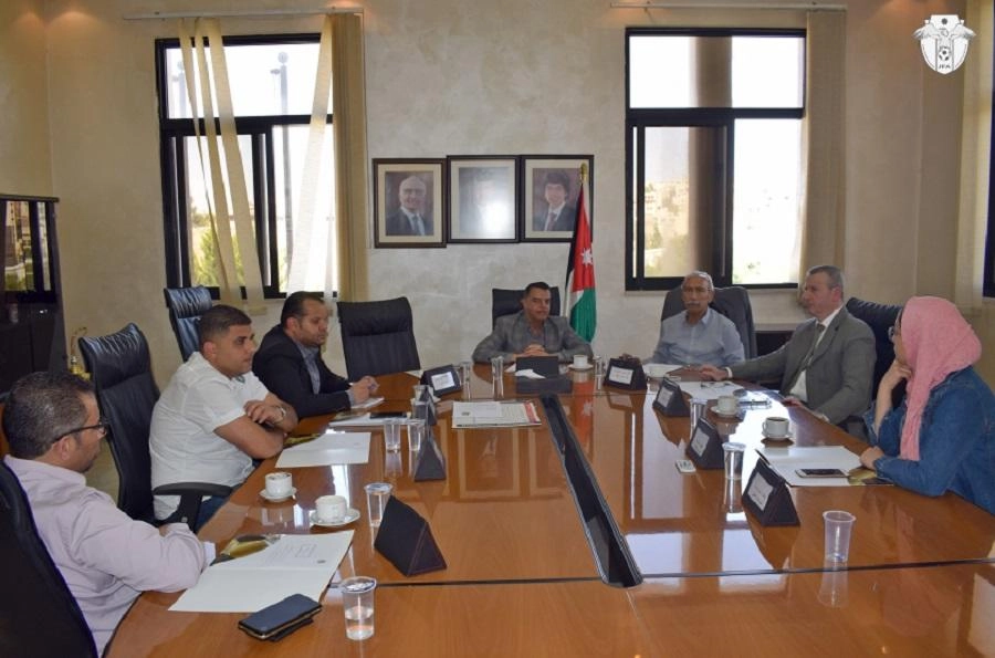 غرامة على أندية تفتقد لمعالج "مرخص"