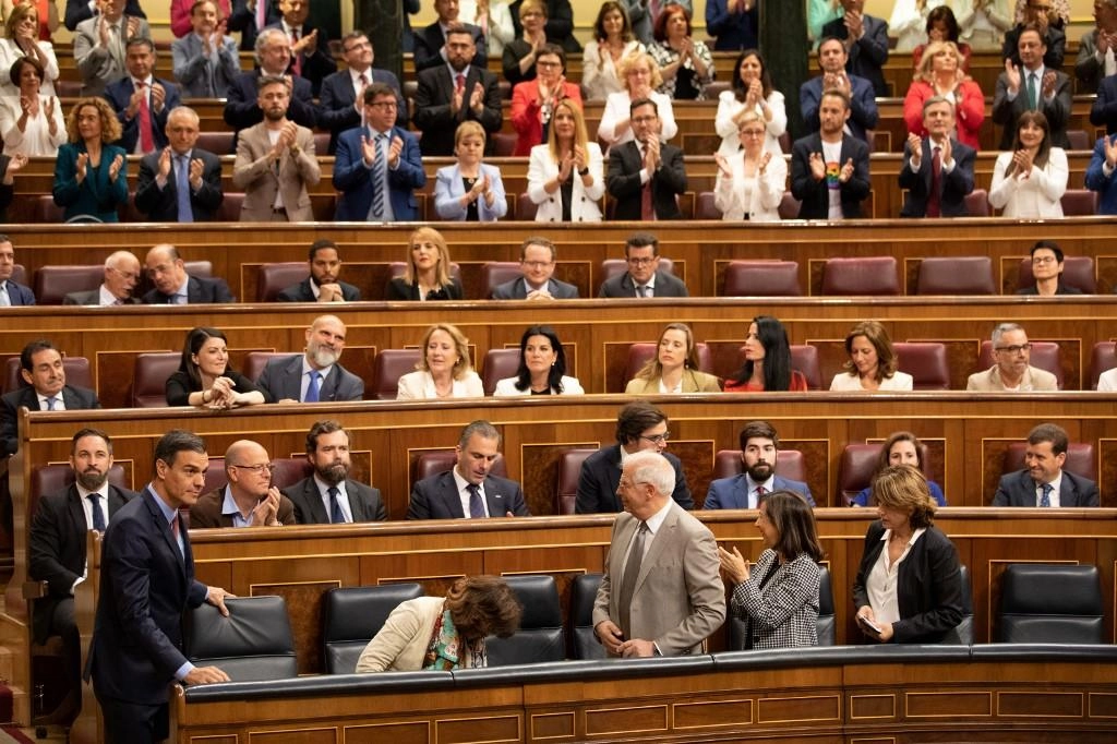 برلمان إسبانيا يحظى بأكبر تمثيل نسائي في أوروبا