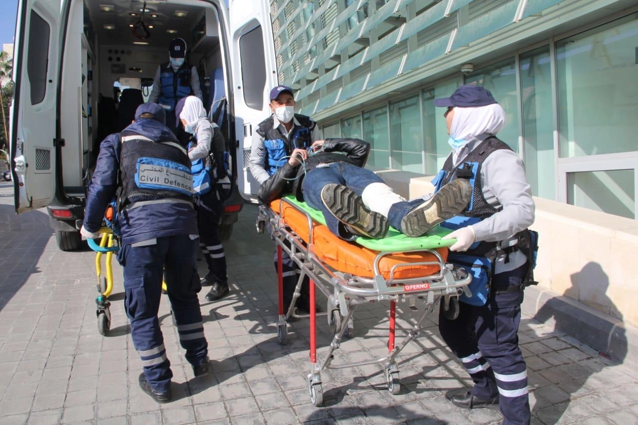 3 إصابات في حادث تصادم في عمّان