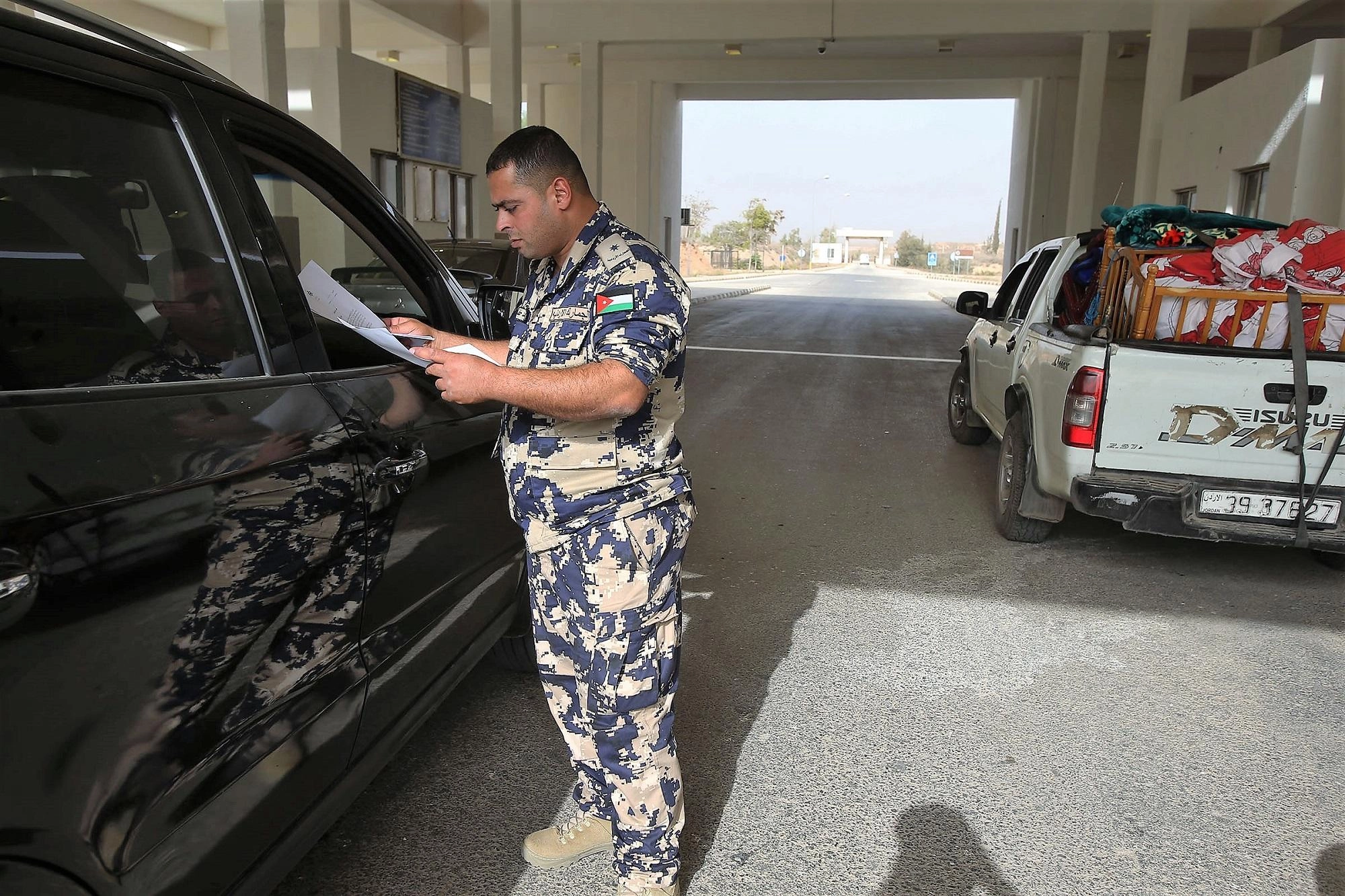 ضبط نحو مليون حبة كبتاغون في مركز حدود جابر
