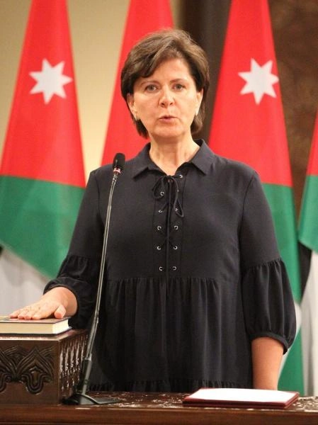 لينا عنّاب تؤدي اليمين القانونية أمام الملك سفيرة في اليابان