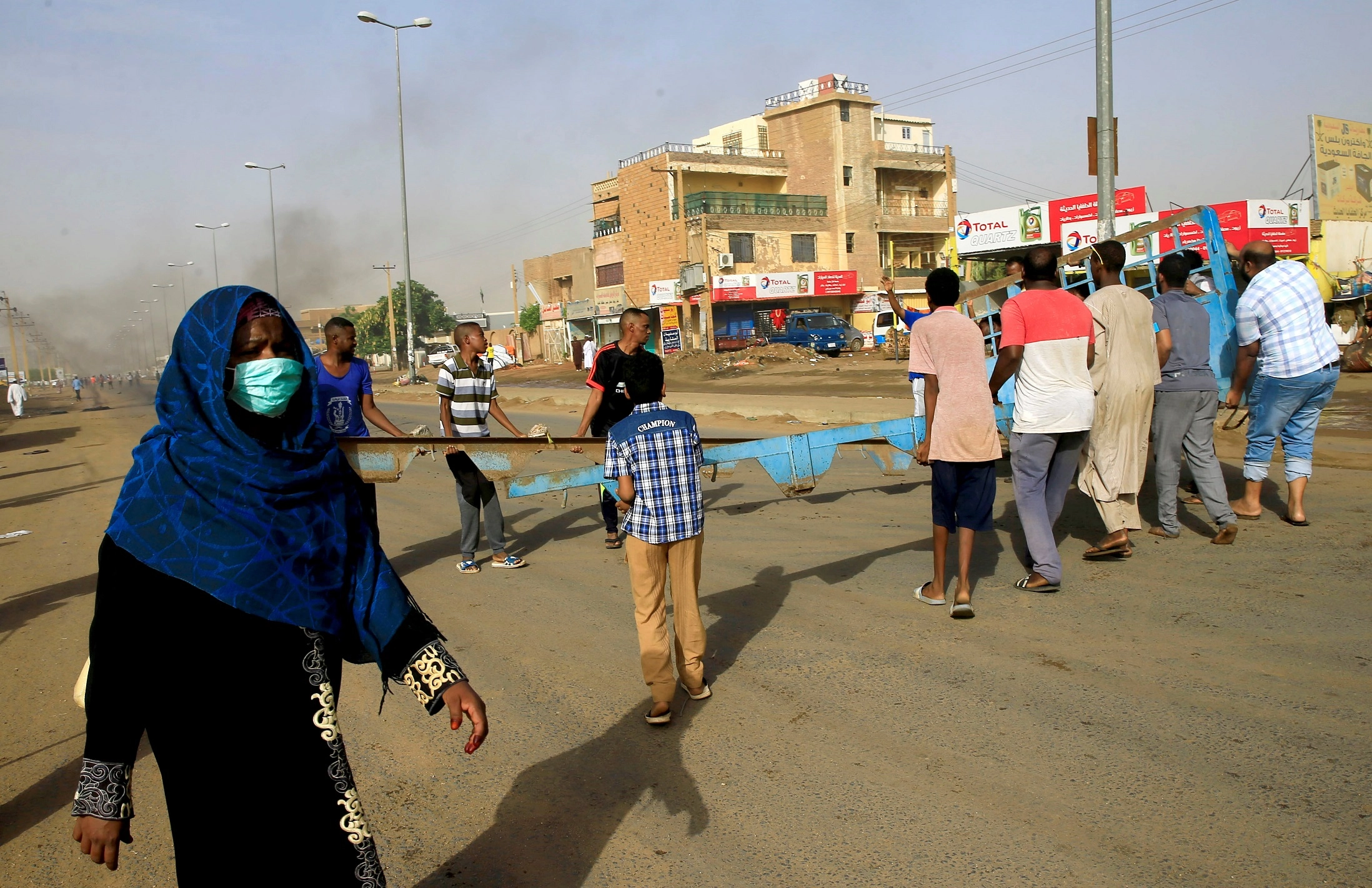 108 قتلى في فض اعتصام محتجين