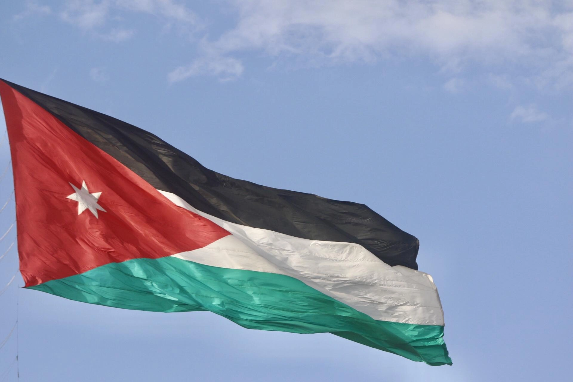 عقدان من المبادرات الملكية المستمرة