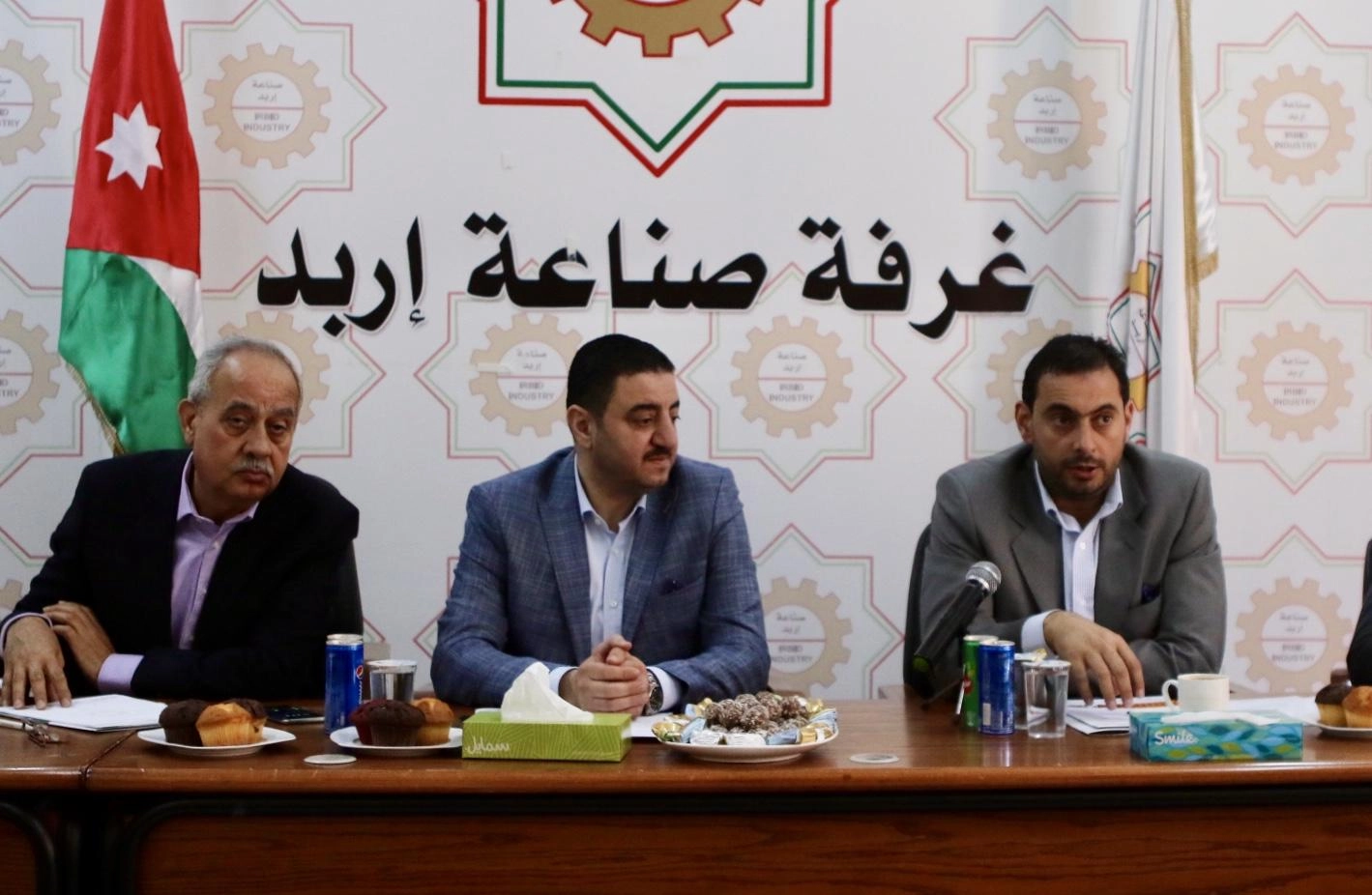 وزير الصناعة: بوادر تحسن اقتصادي