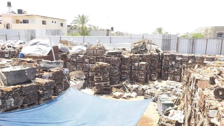 إعادة تدوير النفايات مصدر دخل لأهالي غزة