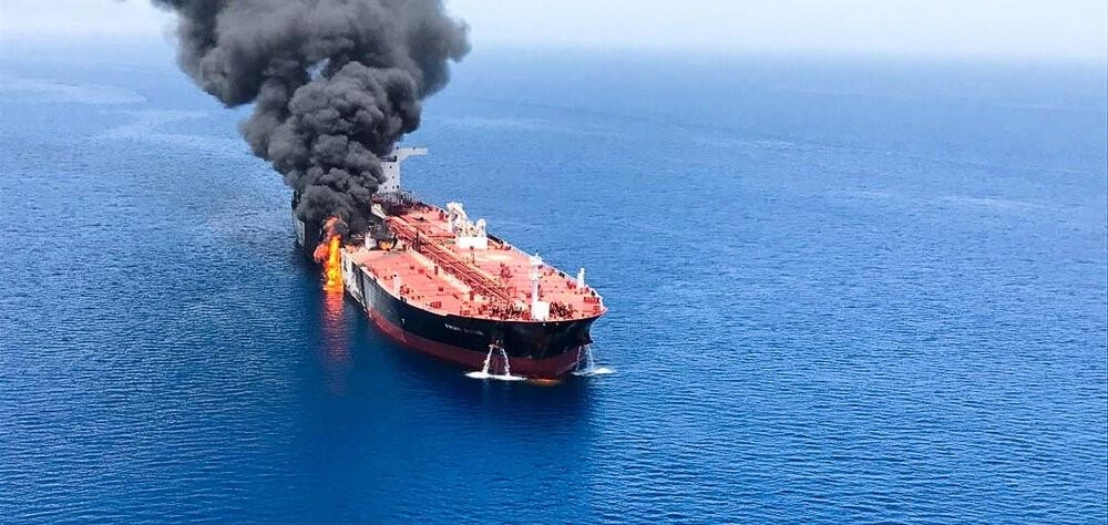 واشنطن: طهران مسؤولة عن الهجوم على ناقلتي نفط