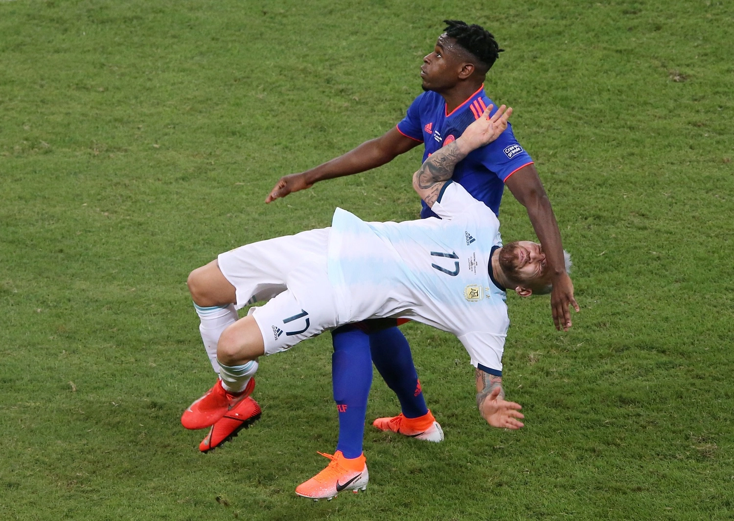 الأرجنتين تسقط أمام كولومبيا 0-2