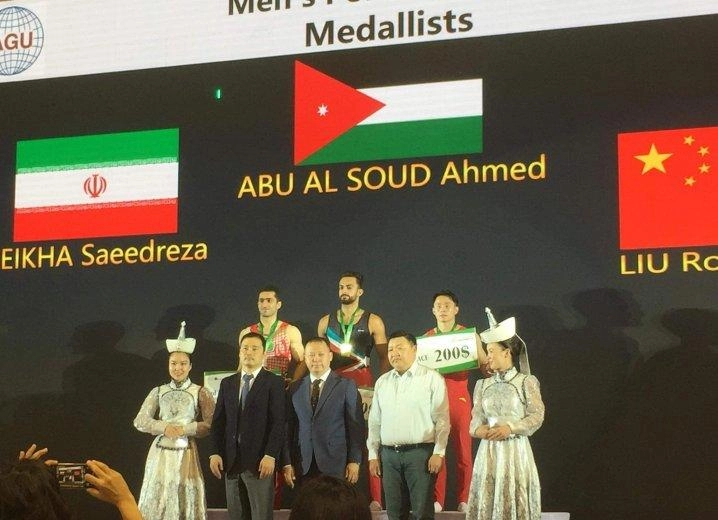 الأردني أبو السعود يحرز ذهبية "حصان المقابض"