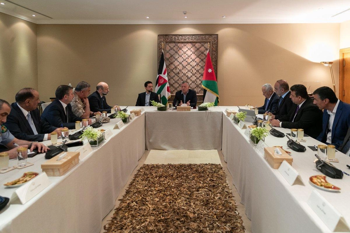الملك: تطبيق القانون على الجميع دون استثناء