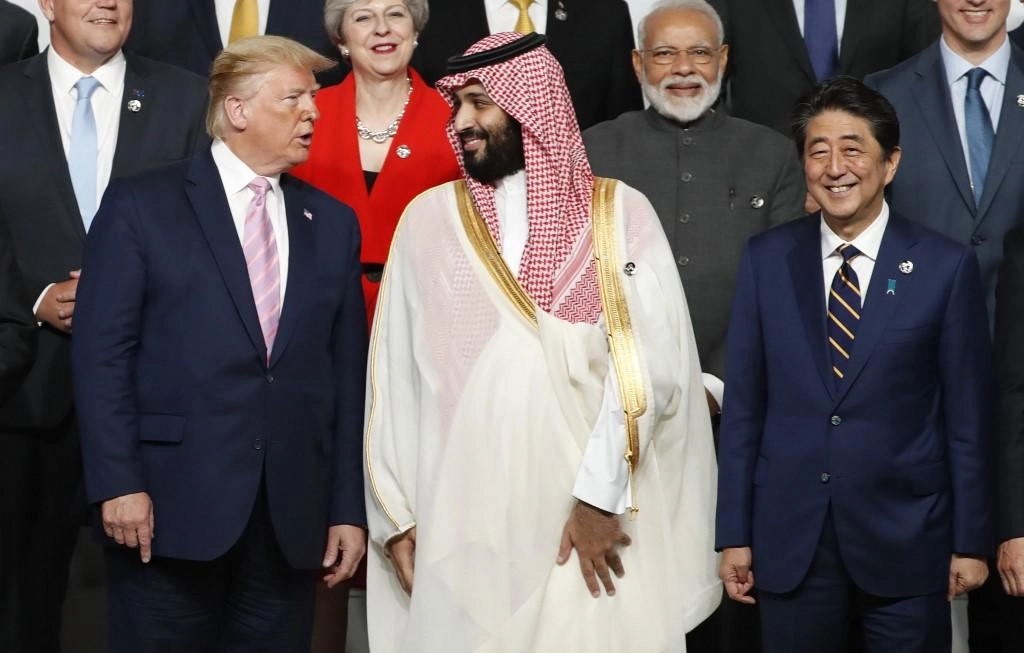ترامب يقدر مشتريات السعودية من المعدات العسكرية