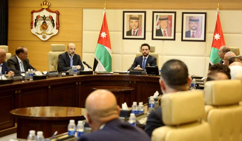 نائب الملك: أساليب "غير تقليدية" لتحقيق الأهداف 