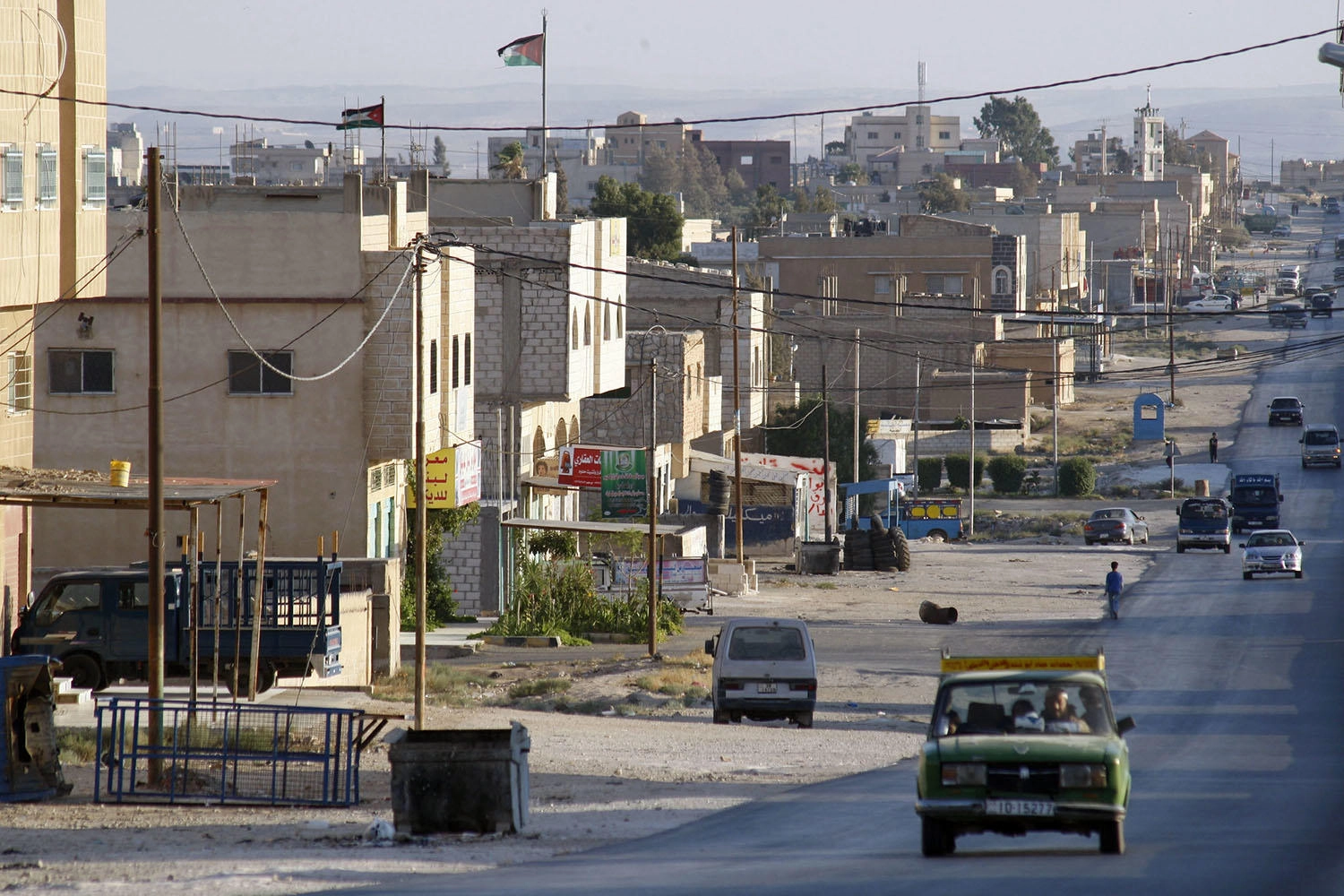 تحديد سوق للبسطات المنتشرة في الوسط التجاري