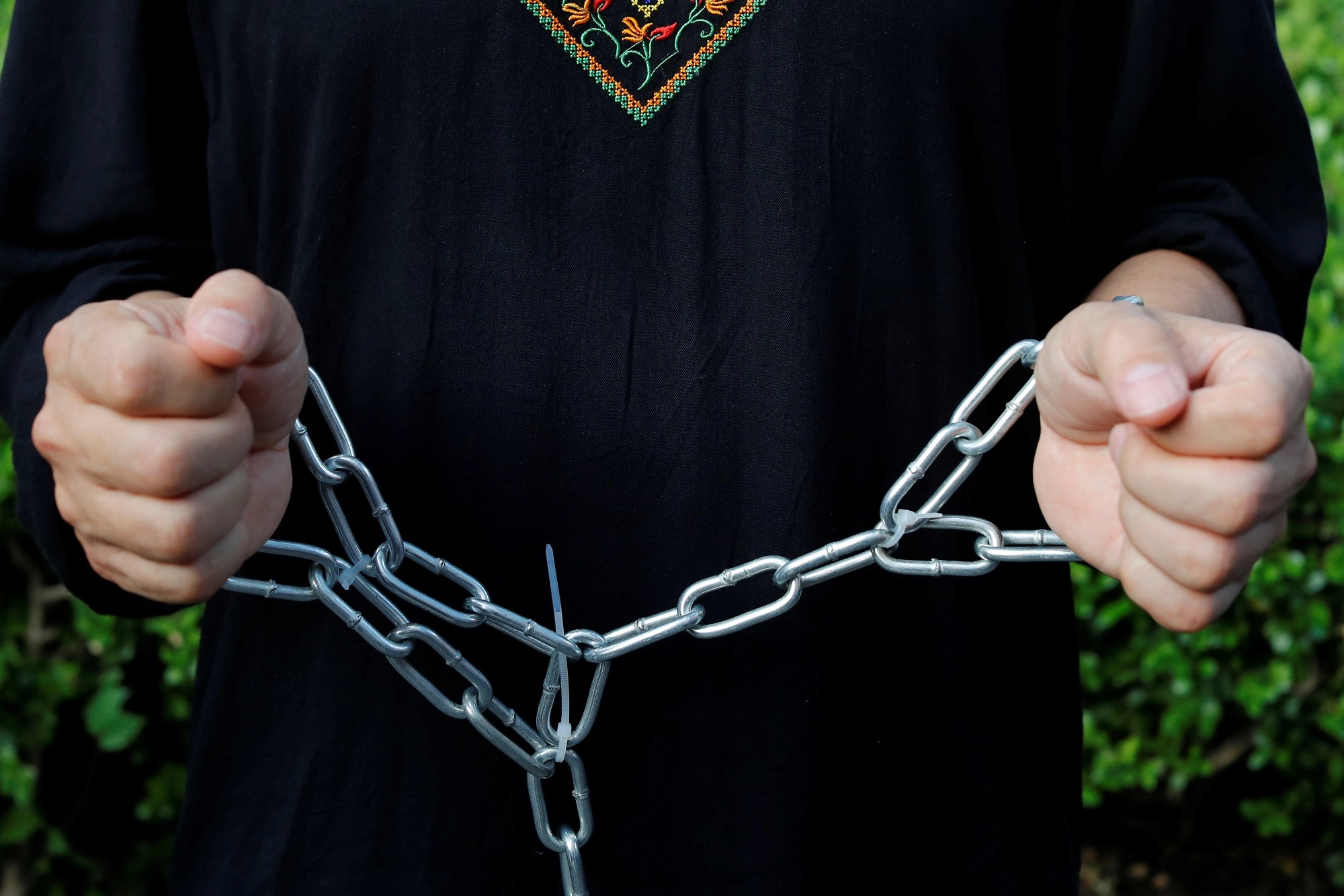 معاملة الصين لمسلمي الأيغور هي "وصمة القرن"