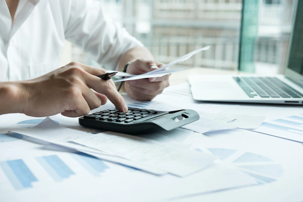دعوة إلى تأجيل العمل بنظام الفوترة