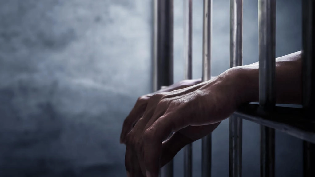 توقيف وافدين اثنين 15 يوما عن تهمة القتل العمد