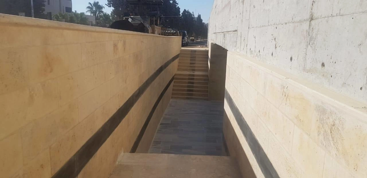 افتتاح نفق مشاة الجامعة الأردنية أمام الطلبة