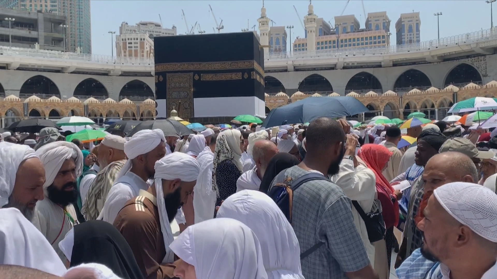 عقوبات وغرامات على شركات حج مخالفة