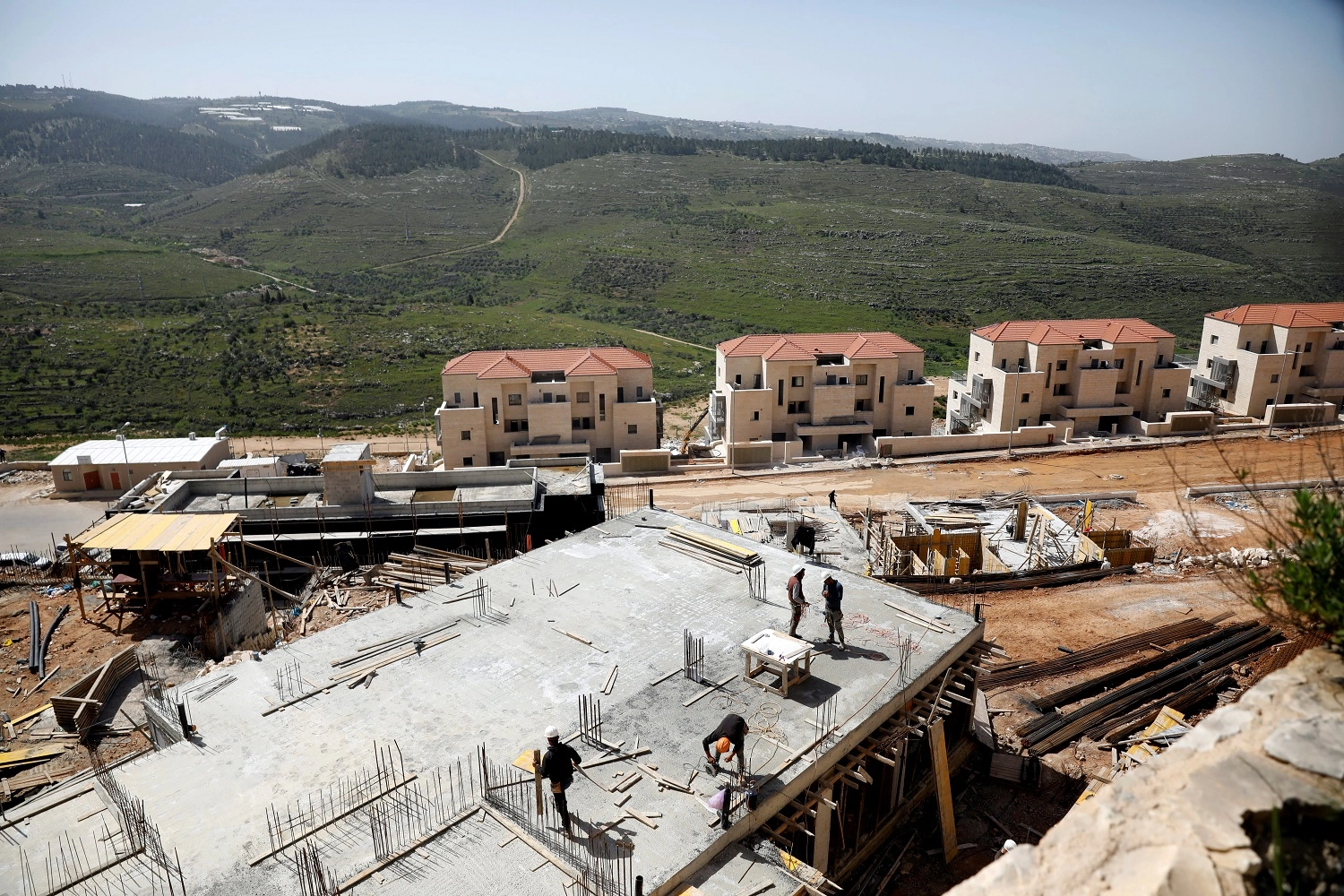 مطالب بوقف "جرائم إسرائيل المستمرة" ضد الفلسطينيين 