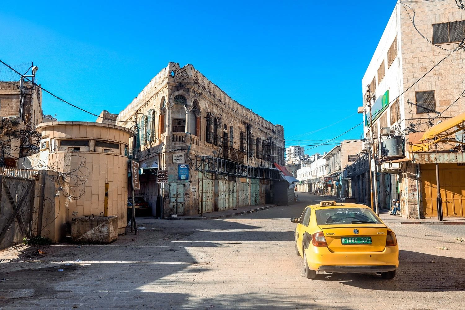 تطبيق يساعد السائقين على تجنب نقاط تفتيش إسرائيلية