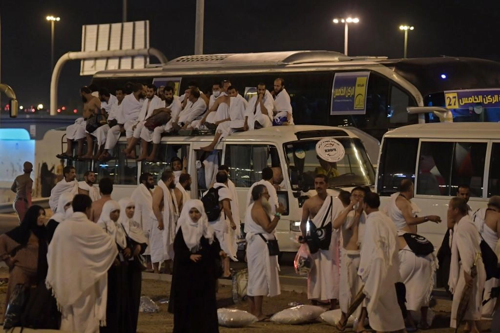 نقل الحجاج أحد تحديات السعودية