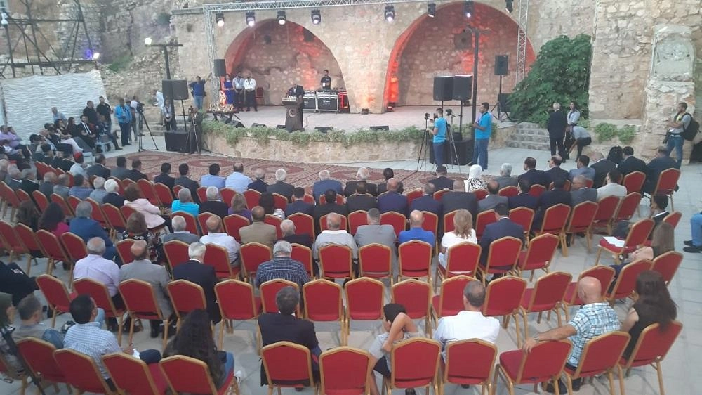 وزير الثقافة يفتتح مهرجان الفحيص الثقافي 