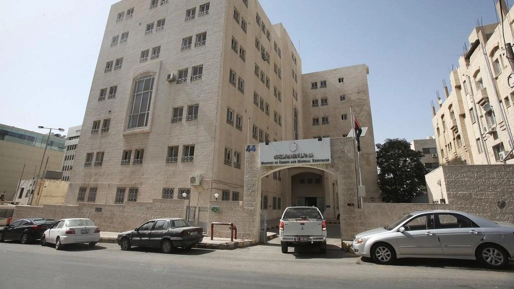 تراجع ملحوظ لأسعار مشتقات نفطية عالميا