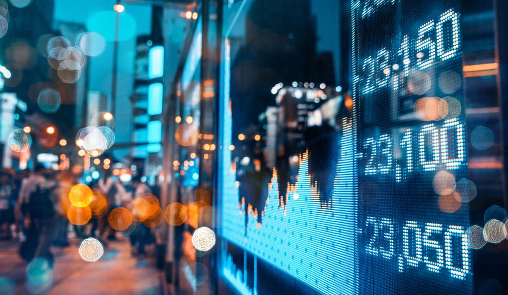 استقرار الأسهم بعد عمليات بيع كثيفة