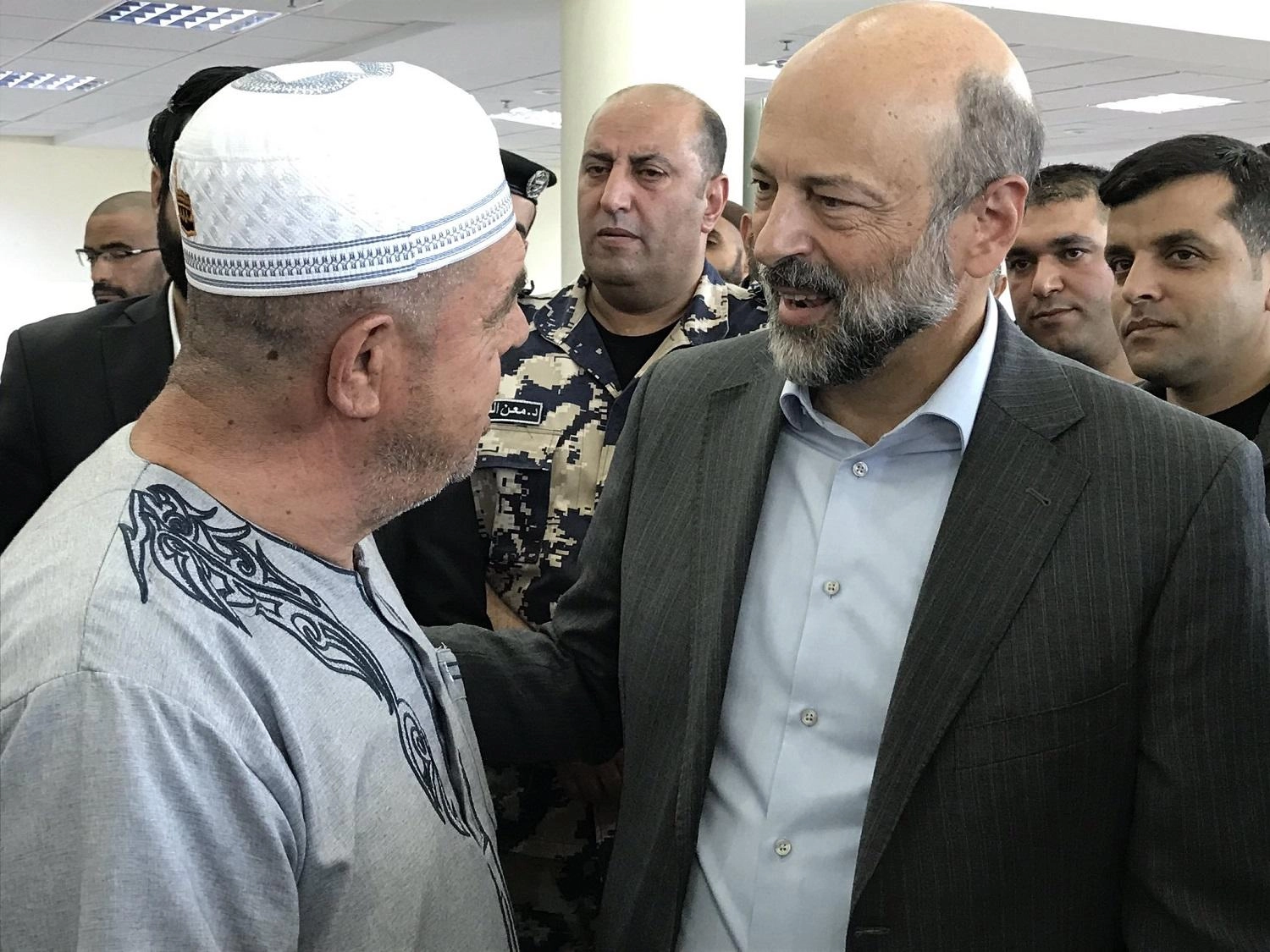 الرزاز: محاسبة شركات قصّرت في تقديم خدمات للحجاج 