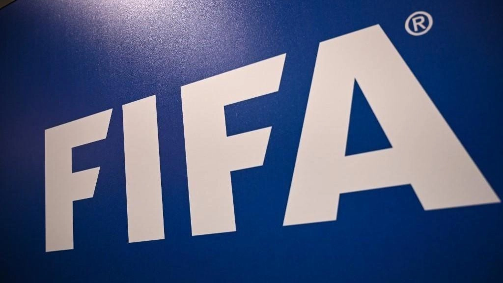 إيقاف أمين صندوق كونميبول السابق مدى الحياة