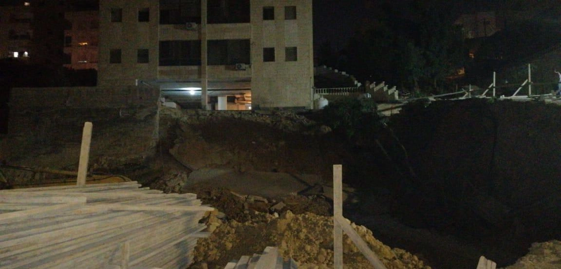 إخلاء مبنى من ساكنيه في عمّان