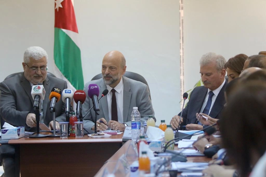 الرزاز: ملفات الحريات العامة في الأردن "بأيدٍ أمينة"