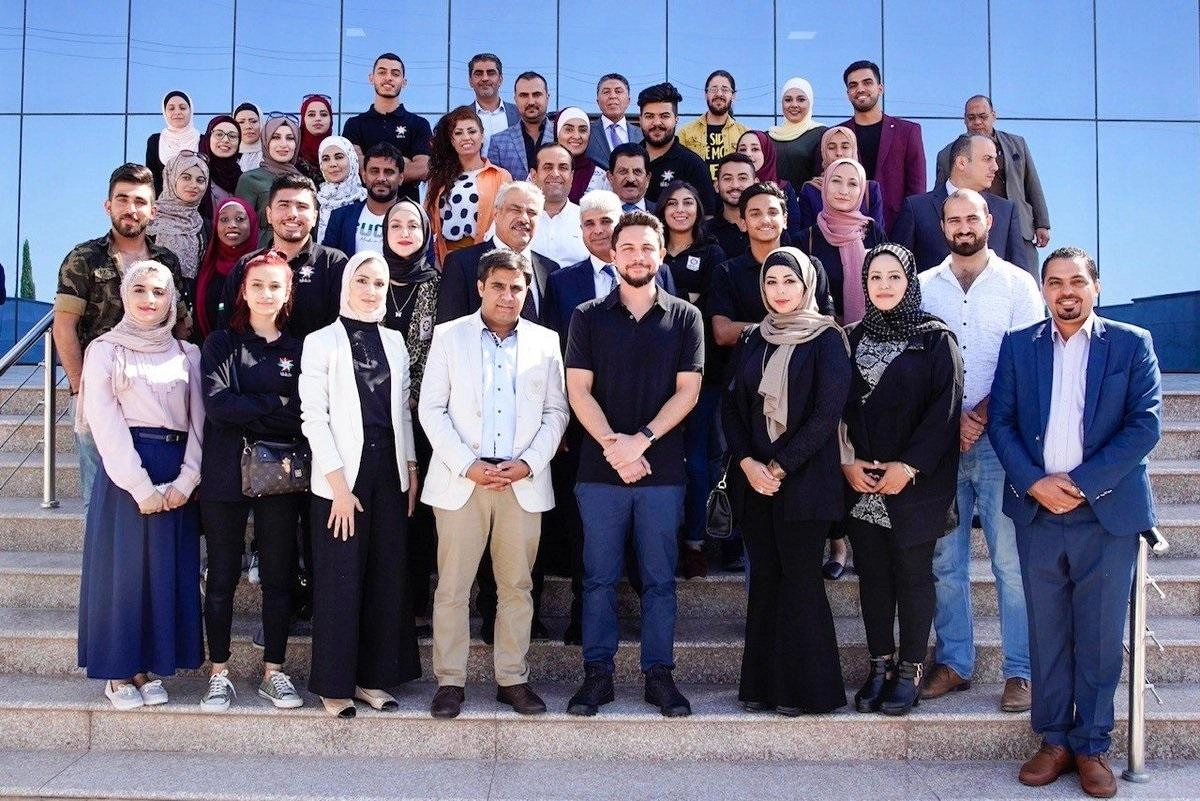 ولي العهد يؤكد ضرورة إيجاد حلول لمعالجة الأوضاع البيئية