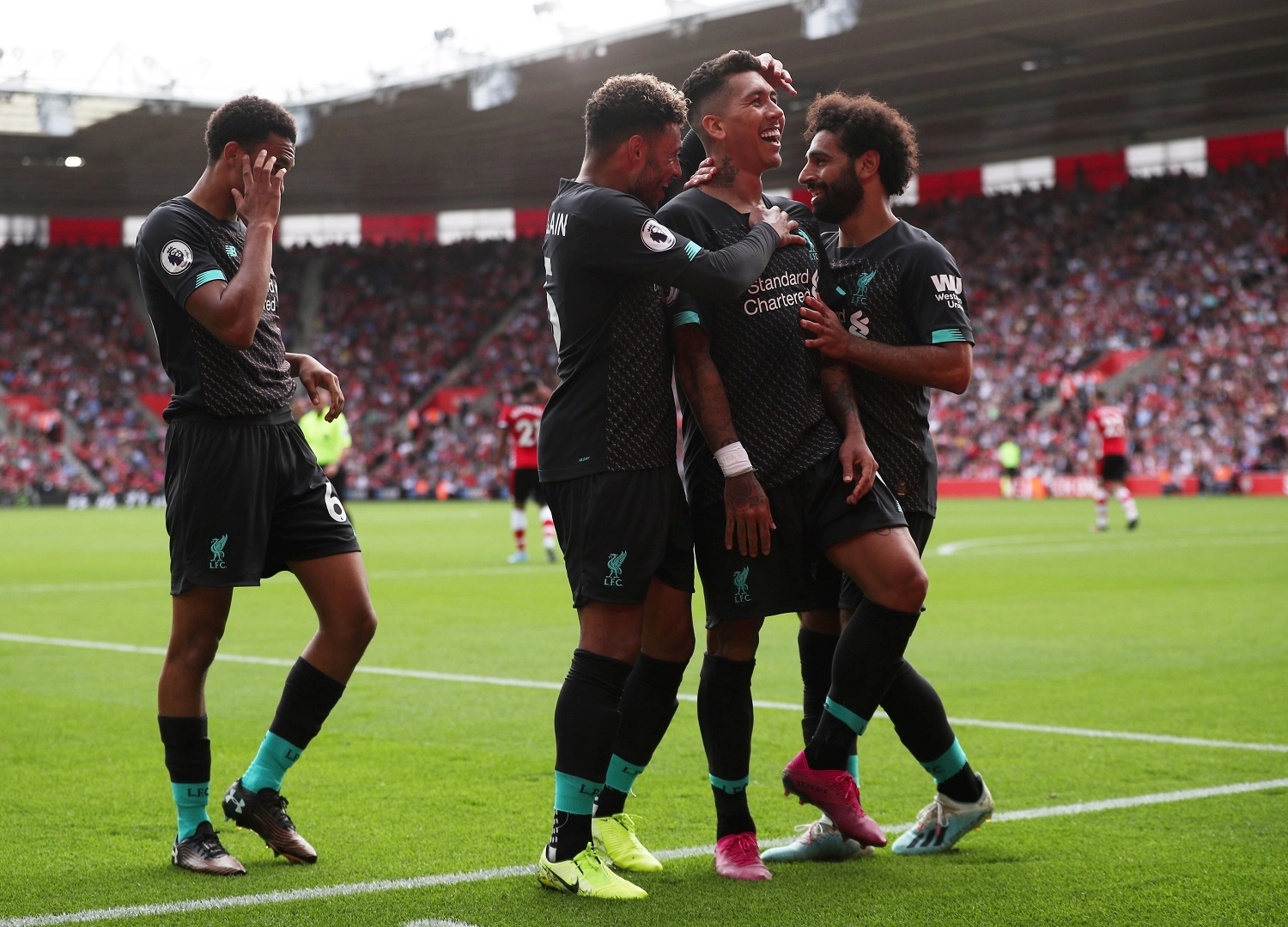 ليفربول أمام عقبة أرسنال في مواجهة قمة