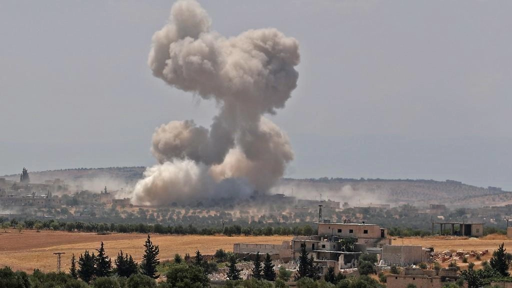 انفجار سيارة يُسفر عن مقتل شخصين