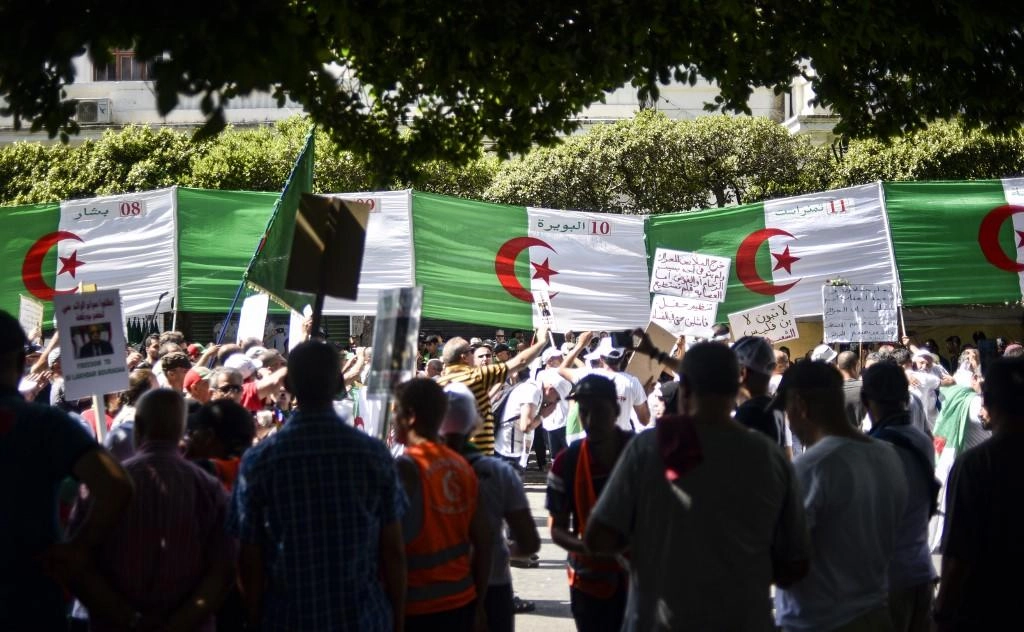 منع تجمع لجمعية تقود احتجاجات