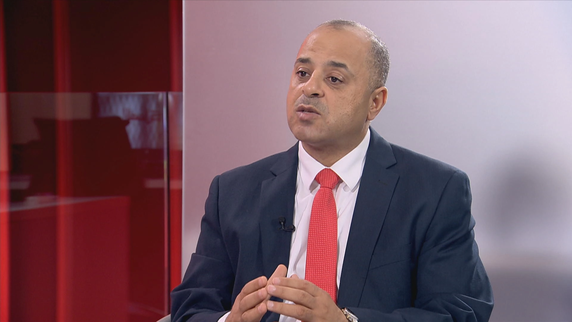 الحكومة تقدم رؤيتها لكلف الطاقة نهاية الأسبوع
