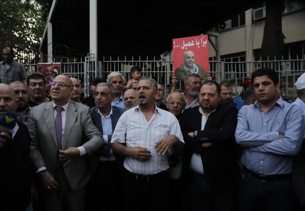 تحقيق مع قيادي سابق في ميليشيا تعاملت مع إسرائيل