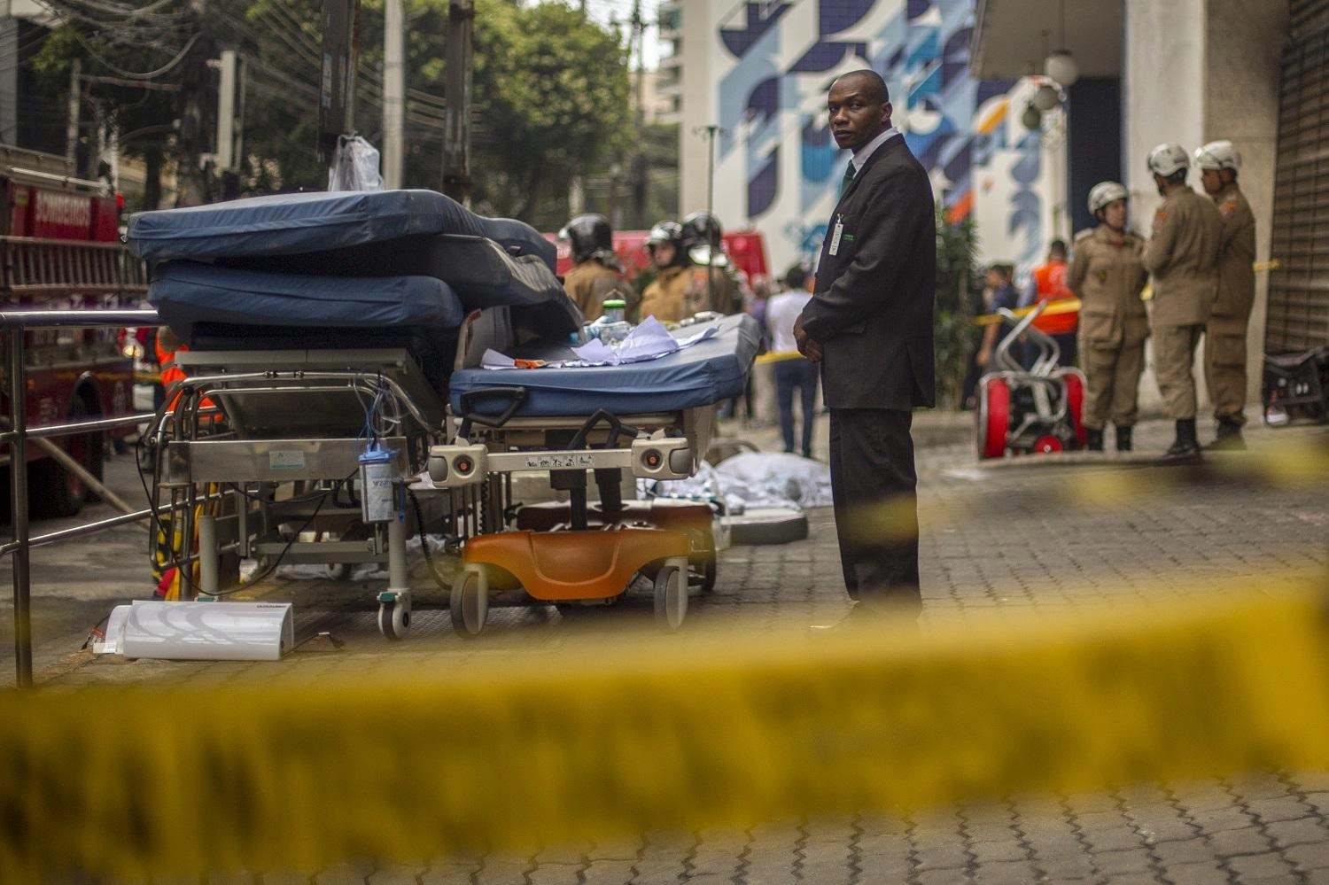 حريق في مستشفى يودي بحياة 11 شخصا
