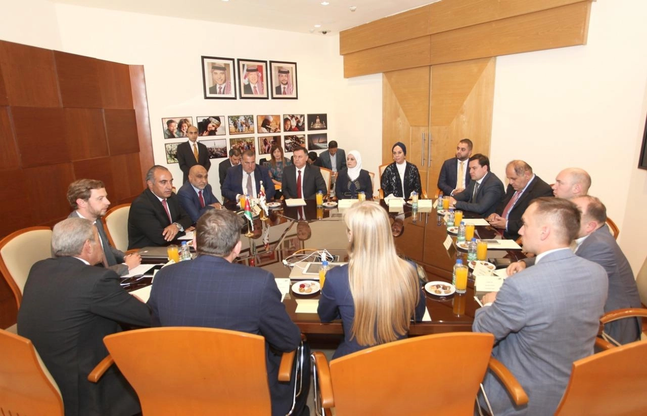 رغبة بالاستفادة من التجربة الروسية في مجال النقل